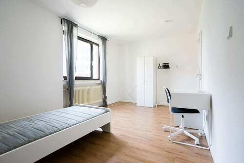 Foto - WG-Zimmer in Düsseldorf 619,00 € 10 m²