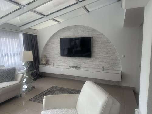 Foto - Wohnung zum Mieten in Leverkusen 2.450,00 € 211 m²