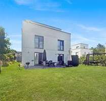 Haus zum Kaufen in Berlin 1.070.000,00 € 195.57 m²