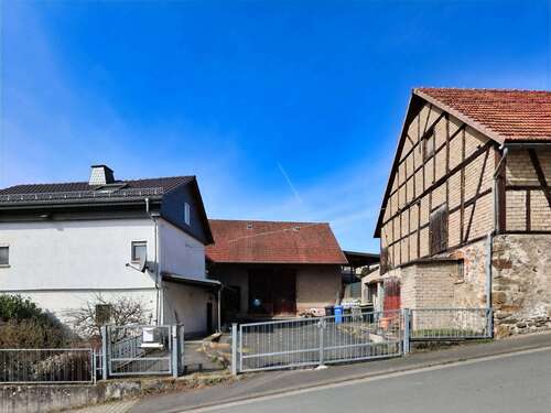 Foto - Haus zum Kaufen in Schöffengrund 185.000,00 € 129.48 m²
