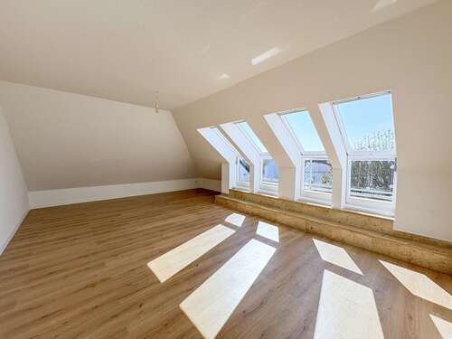 Foto - Wohnung zum Kaufen in Borna 225.000,00 € 95 m²