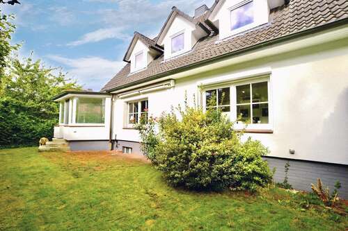Foto - Haus zum Kaufen in Wedel 695.000,00 € 183 m²