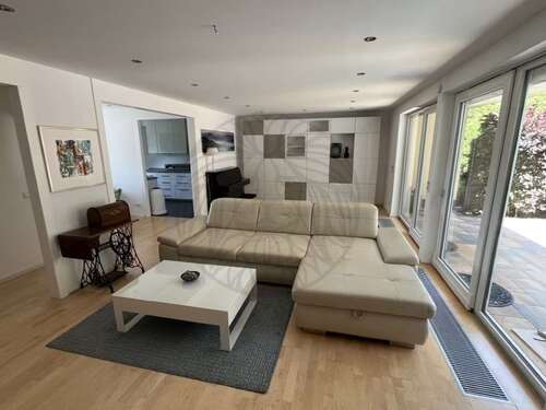 Foto - Haus zum Kaufen in Idstein 565.000,00 € 176 m²