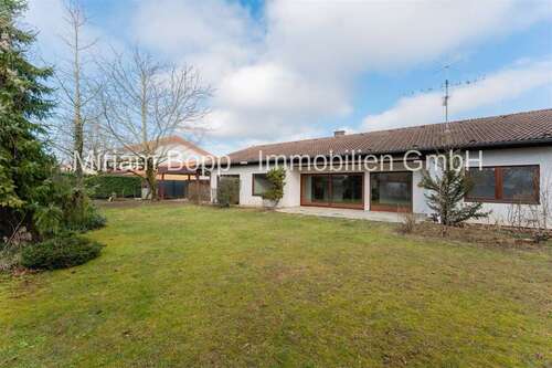 Foto - Haus zum Kaufen in Süßen 549.000,00 € 188.9 m²