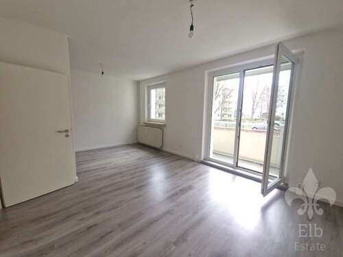 Foto - Wohnung zum Mieten in Magdeburg 336,88 € 48.24 m²