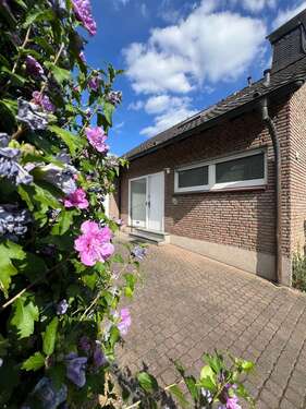 Foto - Haus zum Kaufen in Kamp-Lintfort 440.000,00 € 142 m²