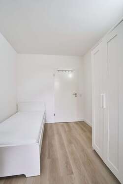 Foto - WG-Zimmer in Düsseldorf 609,00 € 15 m²