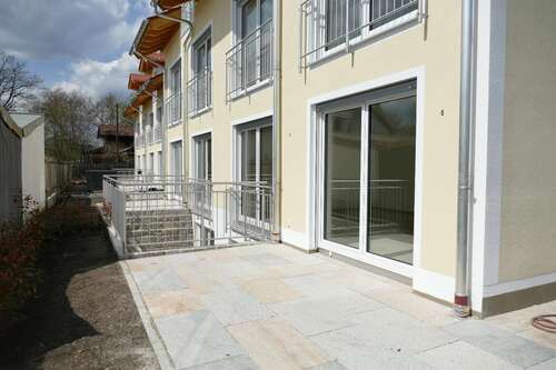 Foto - Haus zum Mieten in Egmating 2.500,00 € 174 m²