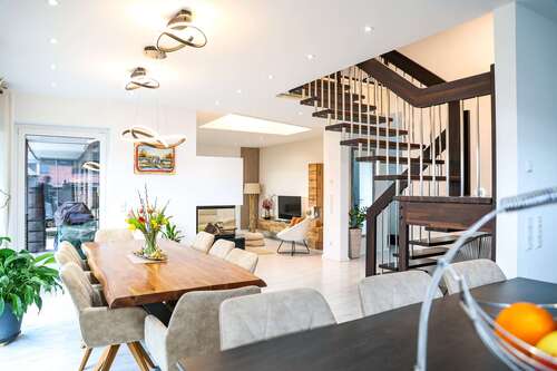 Foto - Haus zum Kaufen in Stade 785.000,00 € 200 m²
