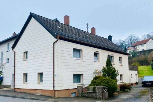 Foto - Haus zum Kaufen in Queidersbach 240.000,00 € 143.31 m²