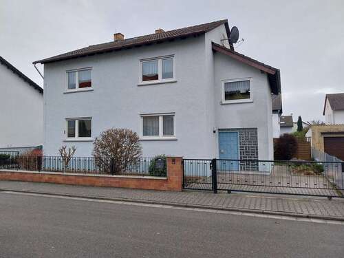 Foto - Haus zum Kaufen in Groß-Rohrheim 478.000,00 € 262 m²
