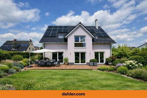 Foto - Haus zum Kaufen in Augsburg 1.499.000,00 € 249.87 m²