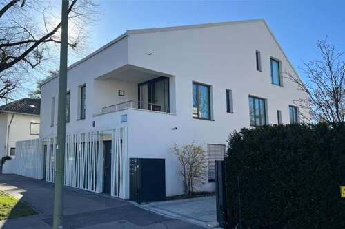 Foto - Haus zum Kaufen in München 1.595.000,00 € 185 m²