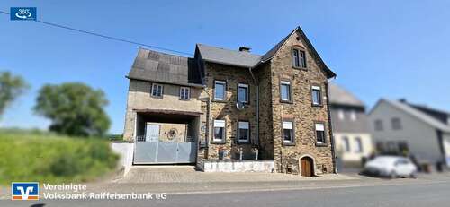 Foto - Haus zum Kaufen in Forst (Eifel) Molzig 177.000,00 € 116 m²