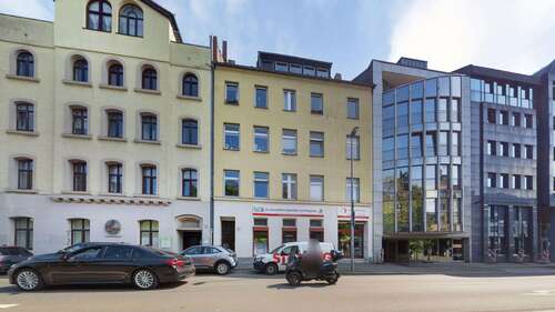 Foto - Haus zum Kaufen in Düsseldorf 1.190.000,00 € 289.87 m²