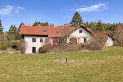 Foto - Haus zum Kaufen in Bettmannsäge 575.000,00 € 280 m²