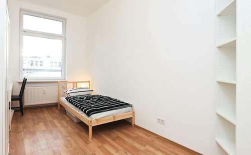 Foto - WG-Zimmer in Frankfurt am Main 604,00 € 12 m²