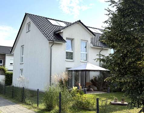 Foto - Haus zum Kaufen in Berlin 699.000,00 € 109 m²