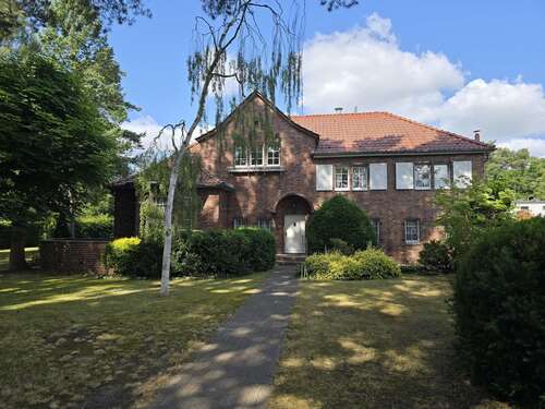 Foto - Haus zum Kaufen in Zeuthen 950.000,00 € 260 m²