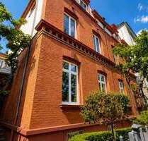 Haus zum Kaufen in Frankfurt am Main 3.600.000,00 € 180 m²
