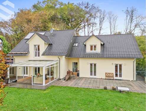 Foto - Haus zum Kaufen in Nümbrecht 549.000,00 € 256.99 m²