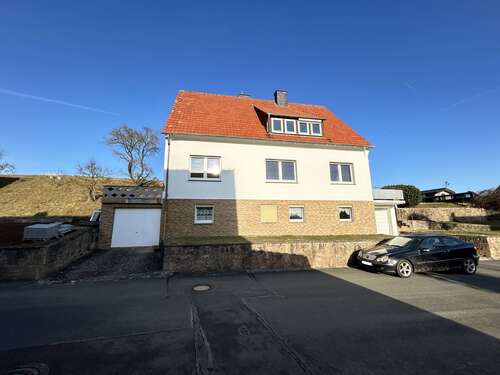 Foto - Haus zum Kaufen in Marsberg-Leitmar 185.000,00 € 212 m²