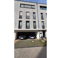 Haus zum Mieten in Wolfsburg 2.100,00 € 209 m²