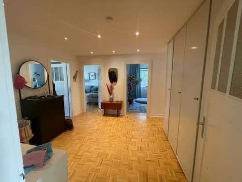 Foto - Wohnung zum Mieten in Düsseldorf - Bezirk 5 1.700,00 € 110 m²