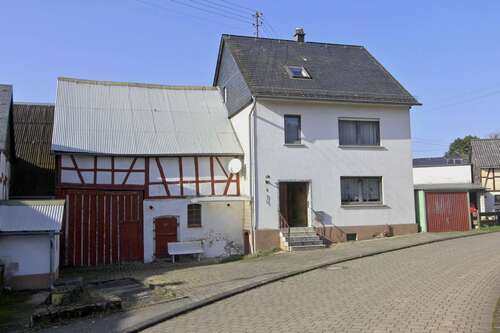 Foto - Haus zum Kaufen in Sargenroth 138.000,00 € 150 m²