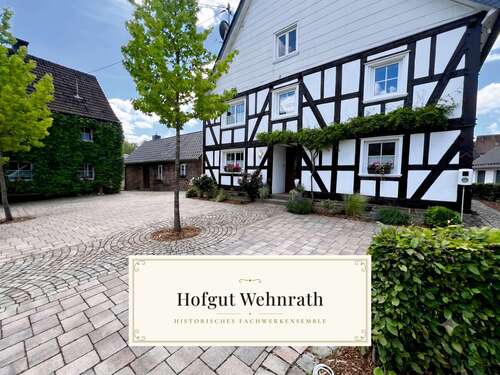 Foto - Haus zum Kaufen in Reichshof 795.000,00 € 300 m²
