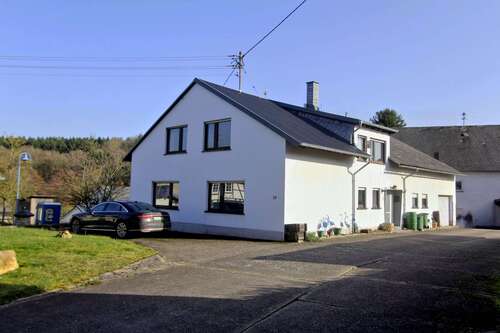 Foto - Haus zum Kaufen in Nieder Kostenz 89.000,00 € 199 m²