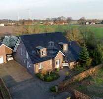 Haus zum Kaufen in Rhede Neurhede 475.000,00 € 220.7 m² - Rhede / Neurhede