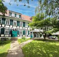 Haus zum Kaufen in Friedberg (Hessen) 1.550.000,00 € 354 m²