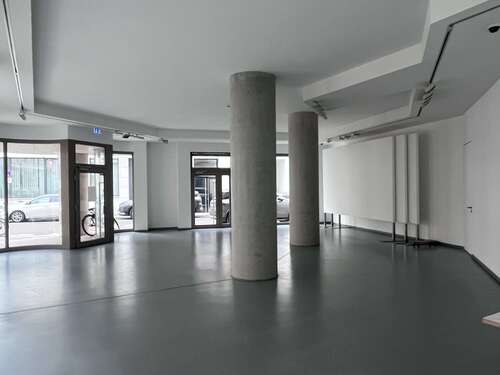 Foto - Einzelhandel in Berlin 2.300.000,00 € 369.17 m²