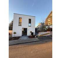 Haus zum Mieten in Wuppertal 2.700,00 € 150 m²