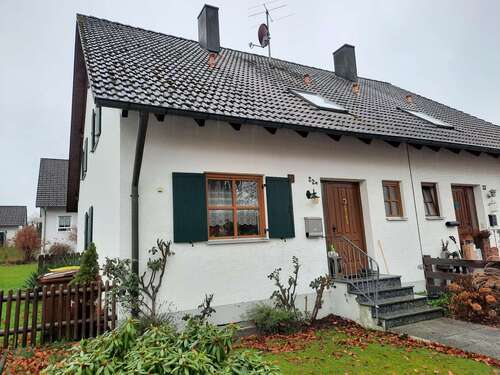 Foto - Haus zum Mieten in Fischach 1.350,00 € 135 m²