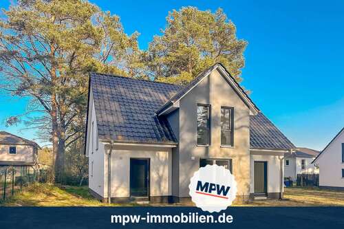 Foto - Haus zum Kaufen in Michendorf 645.000,00 € 145 m²