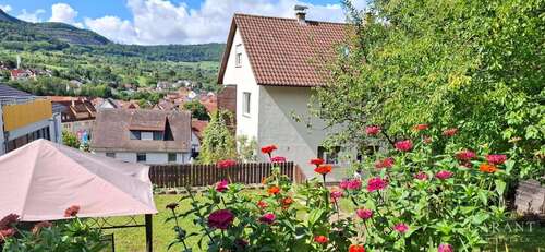 Foto - Haus zum Kaufen in Neuffen 749.000,00 € 291 m²