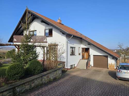 Foto - Haus zum Kaufen in Frielendorf-Großropperhausen 322.000,00 € 190 m²