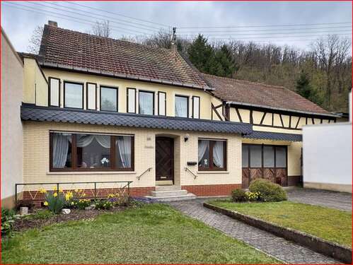 Foto - Haus zum Kaufen in Meckenbach 93.000,00 € 130 m²