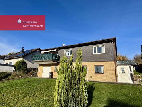 Foto - Haus zum Kaufen in Reichshof 225.000,00 € 147.98 m²