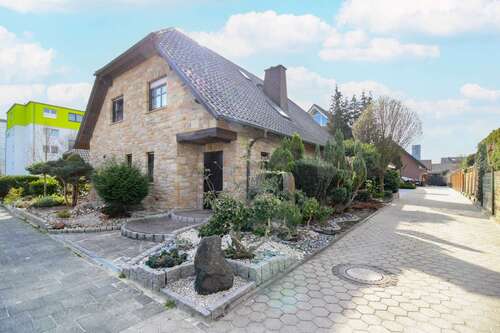 Foto - Haus zum Kaufen in Rheda-Wiedenbrück 498.000,00 € 144.57 m²