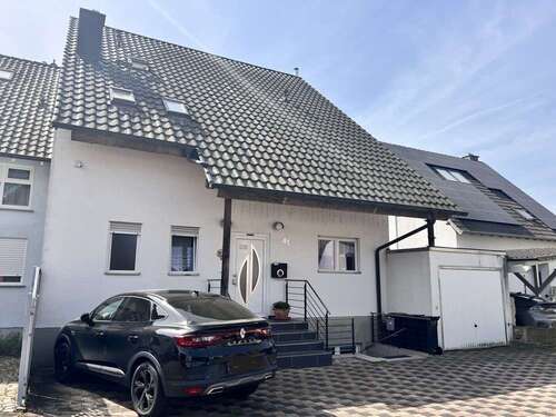 Foto - Haus zum Kaufen in Hanhofen 769.000,00 € 346 m²