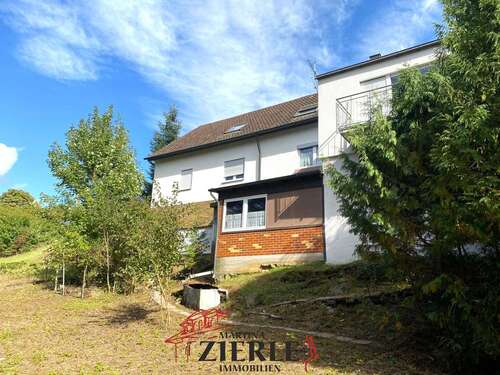 Foto - Haus zum Kaufen in Uhingen 579.000,00 € 240 m²