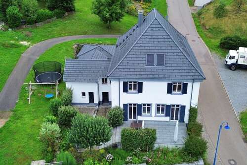 Foto - Haus zum Kaufen in Biederbach 1.399.000,00 € 285 m²