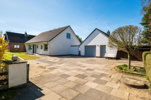 Foto - Haus zum Kaufen in Stapel 265.000,00 € 127 m²