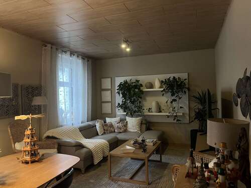 Foto - Haus zum Kaufen in Reichenbach im Vogtland 198.000,00 € 240 m²