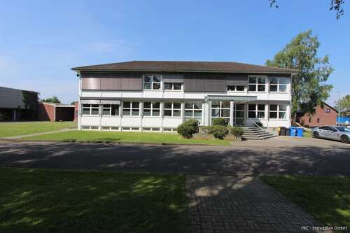 Foto - Büro in Brüggen 1.390.000,00 € 2600 m²