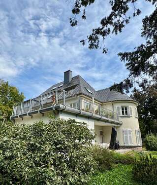 Foto - Wohnung zum Mieten in Radebeul 1.320,00 € 108.93 m²