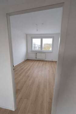 Foto - Wohnung zum Kaufen in Waren (Müritz) 135.000,00 € 68 m²